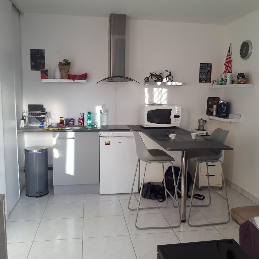 Studio à Marseillan chez véro et jj Esterno foto