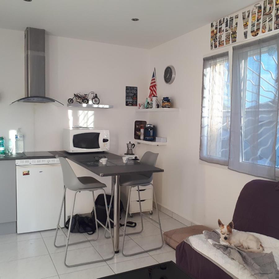 Studio à Marseillan chez véro et jj Esterno foto